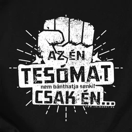 Az én tesómat férfi póló (Fekete)