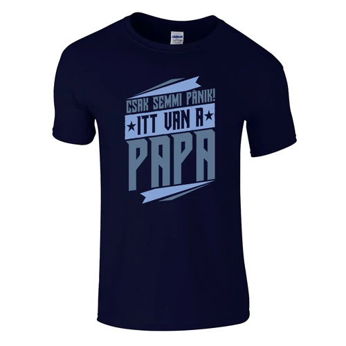 Itt van papa férfi póló (Sötétkék)